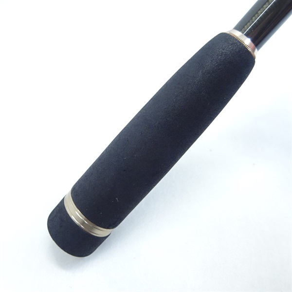 ０６ライカルＲＥ－８３２Ｅ